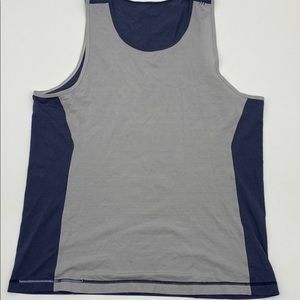 UEC Lululemon men’s gray & navy blue tank top size large